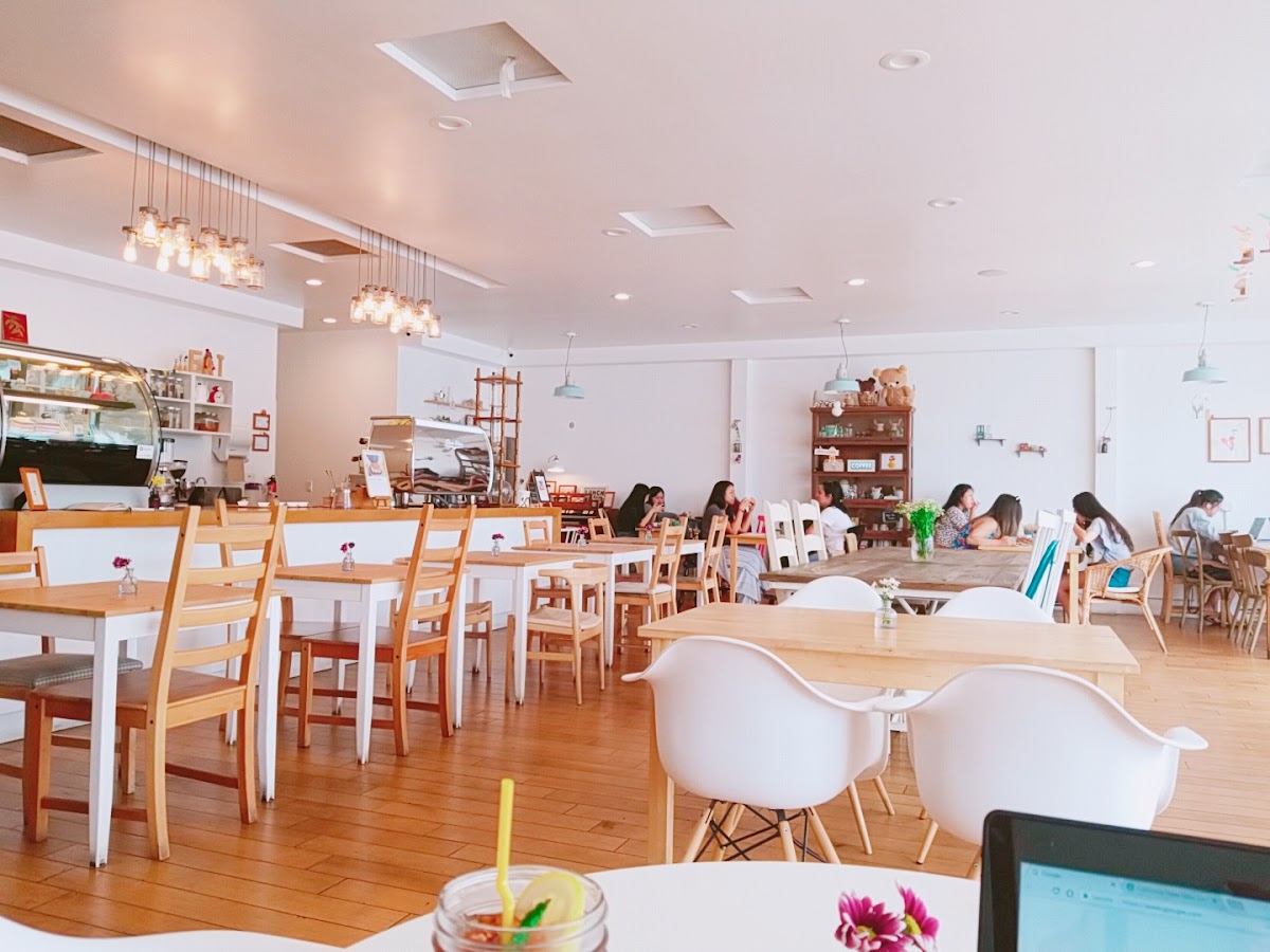 Cafe Maji
